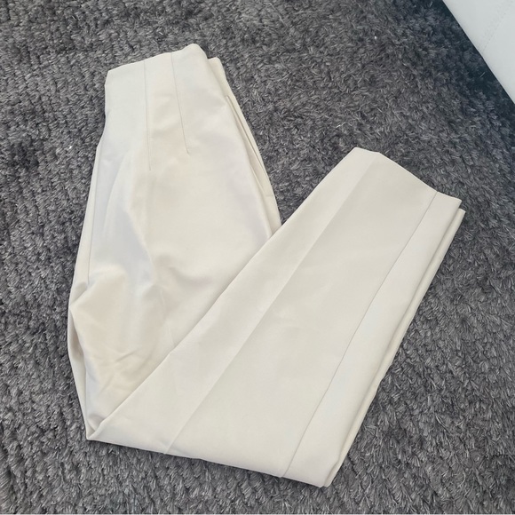 High waisted Zara trousers - Picture 4 of 5
